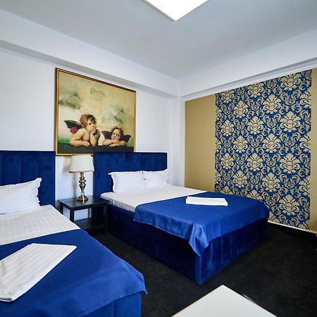 Hotel Evianne Boutique Галац Екстер'єр фото