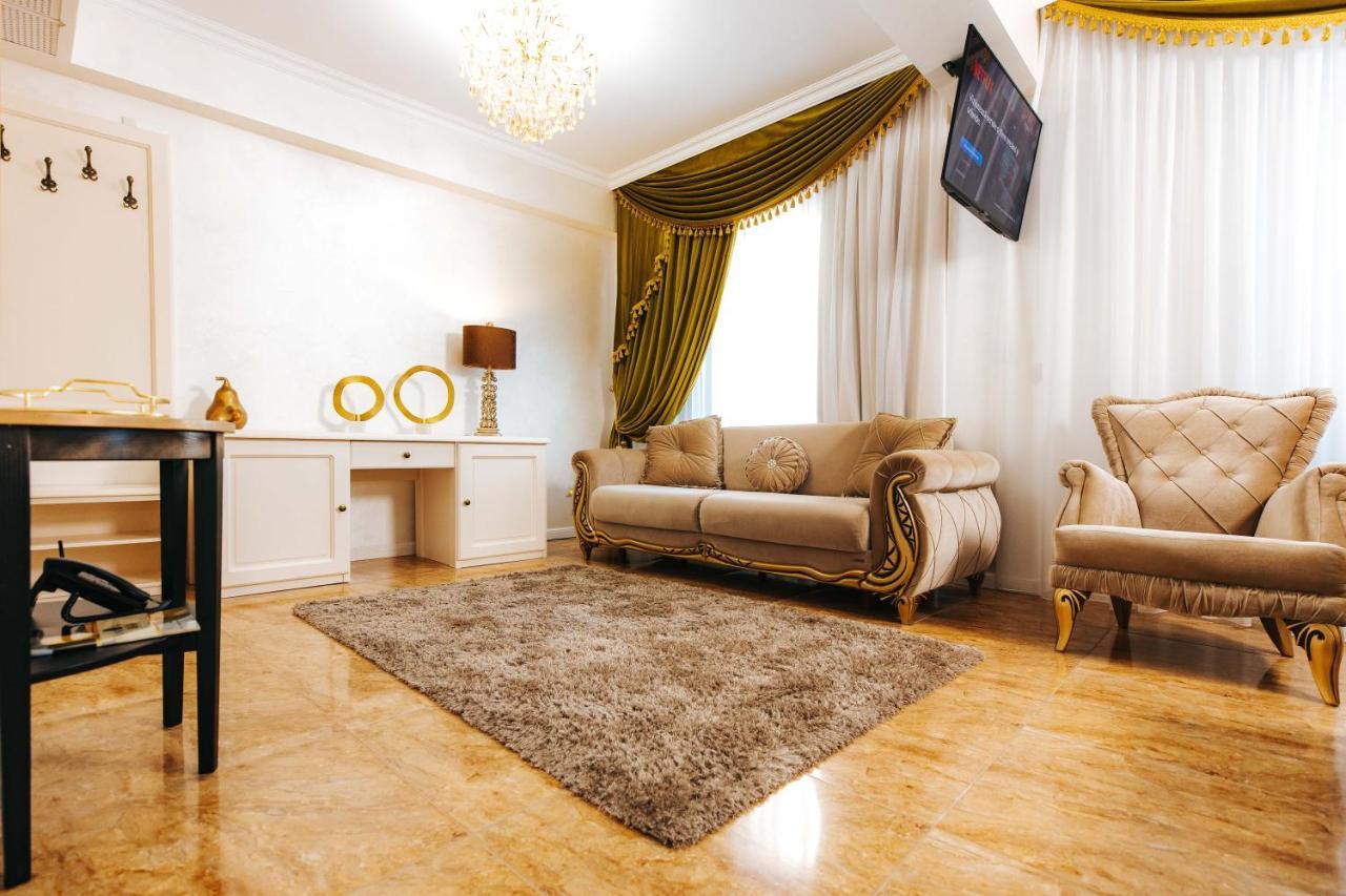Hotel Evianne Boutique Галац Екстер'єр фото