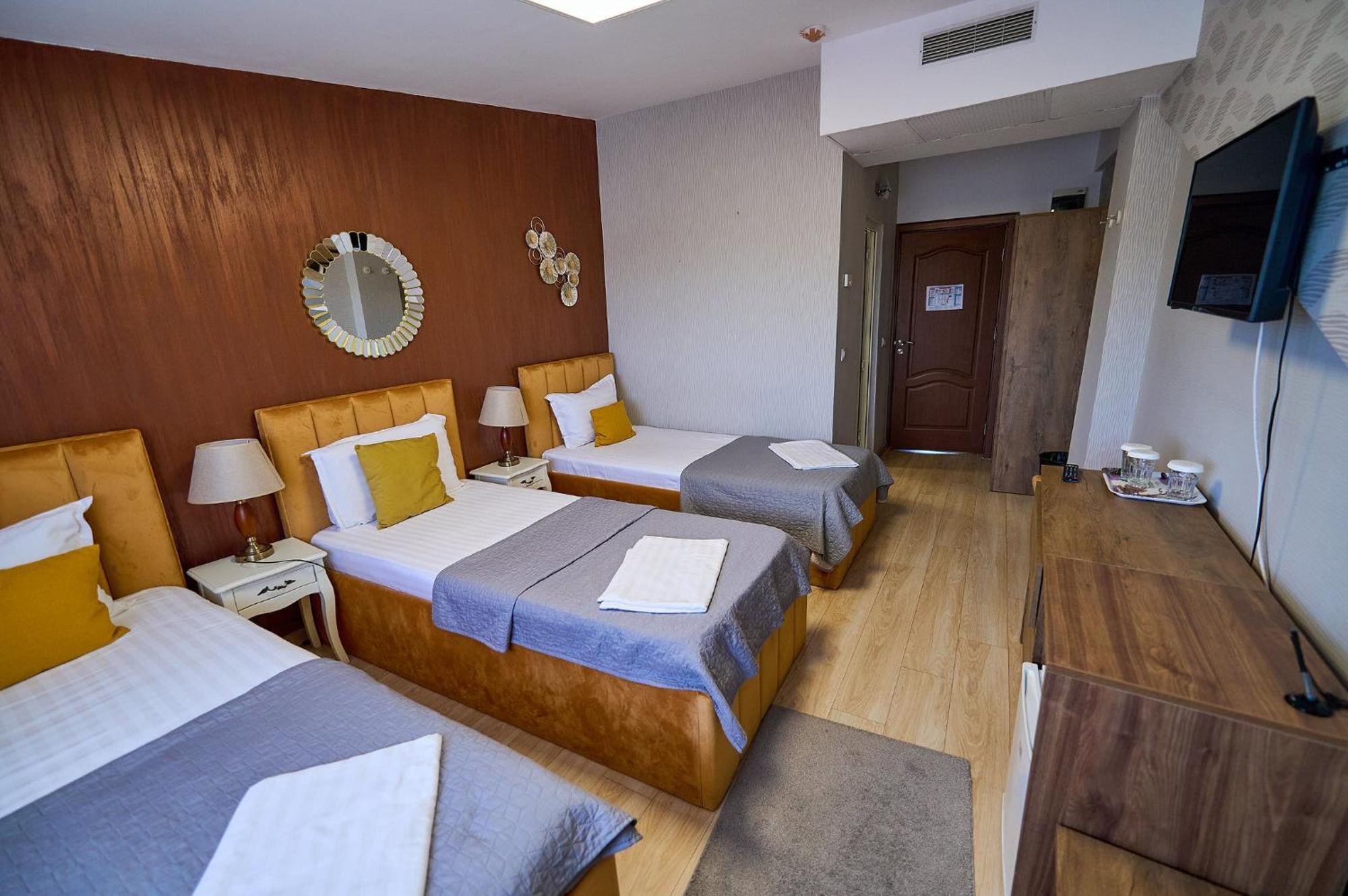 Hotel Evianne Boutique Галац Екстер'єр фото