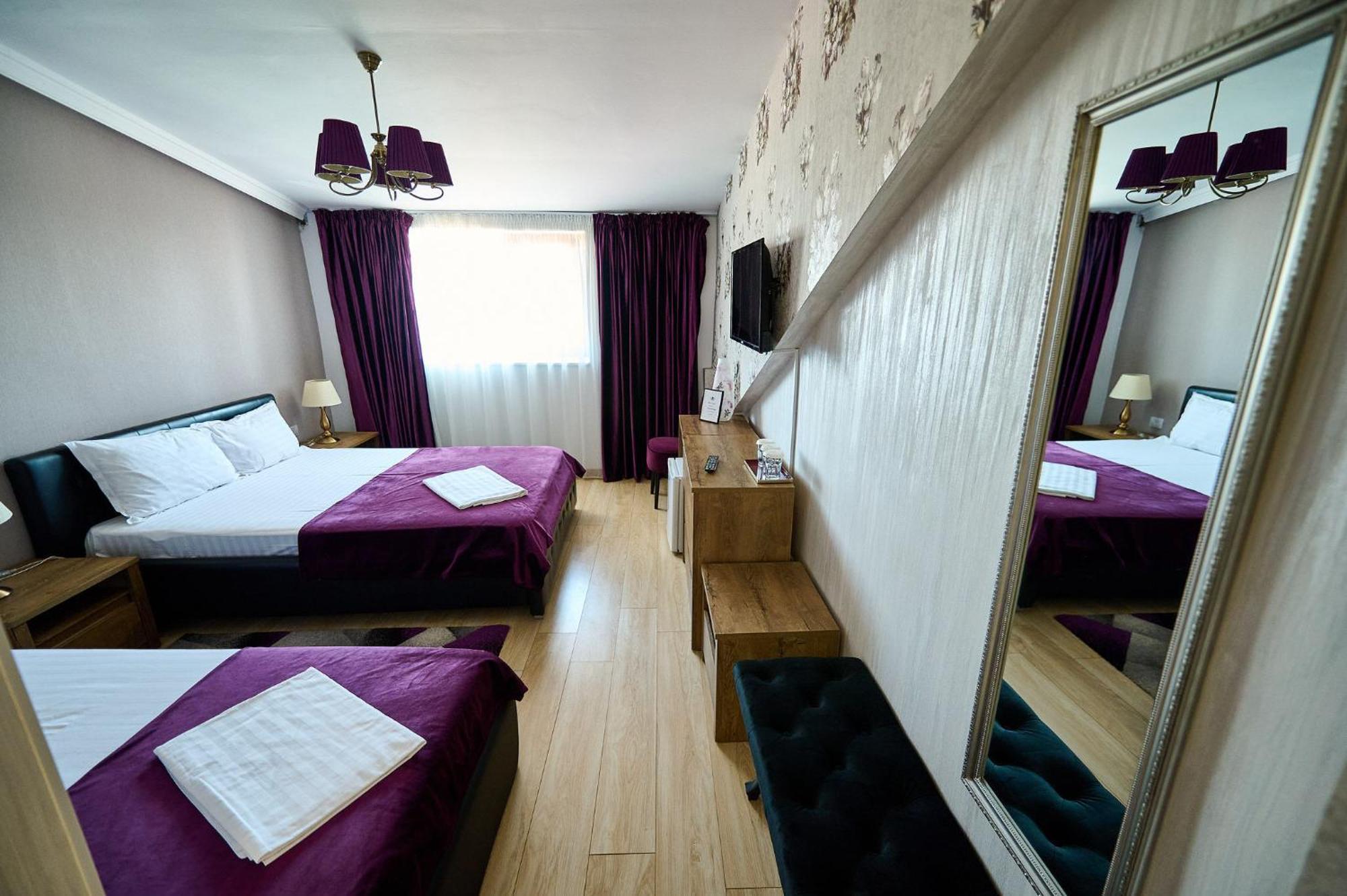 Hotel Evianne Boutique Галац Екстер'єр фото